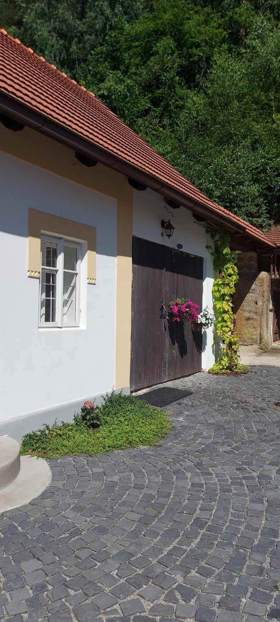 Leśni Chalupa Hlucov Kokorin Bagian luar foto